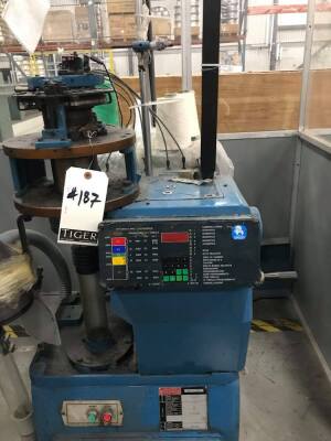 Orizio Sock/Sample Knitting Machine