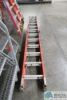 24' LOUISVILLE FIBERGLASS EXTENSION LADDER