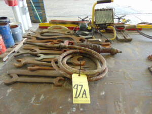 LOT OF HAND TOOLS, assorted